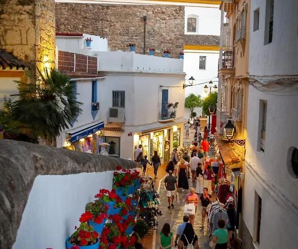 Banus - Centro Edificio Doña Inés *